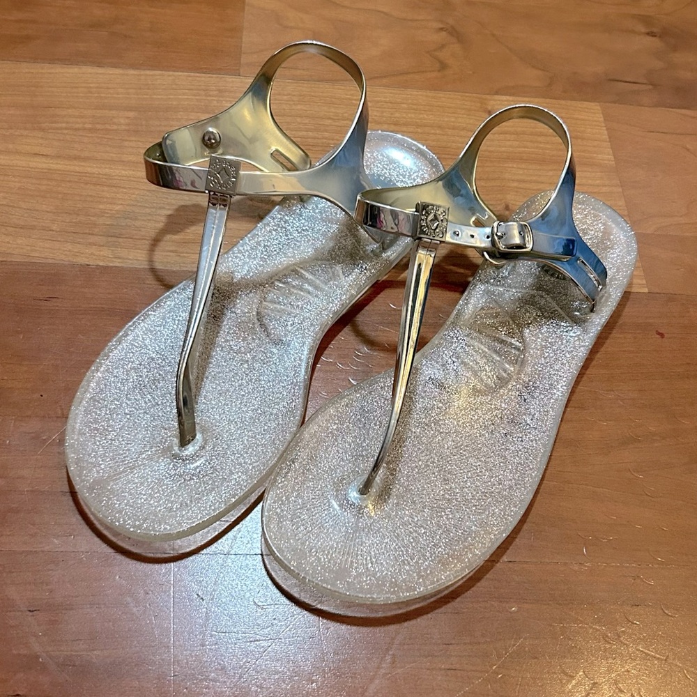 🆕BCBG BRAND NEW SANDALS